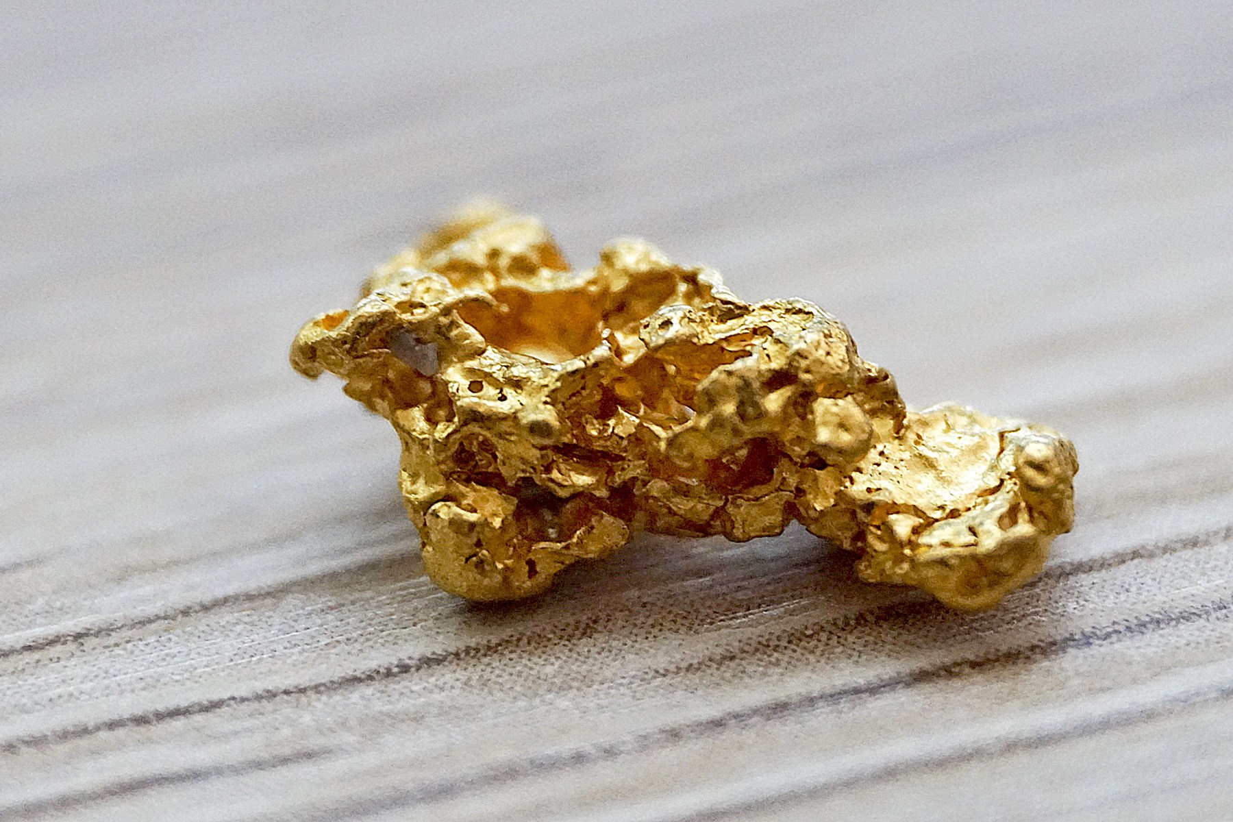 A natural gold nugget