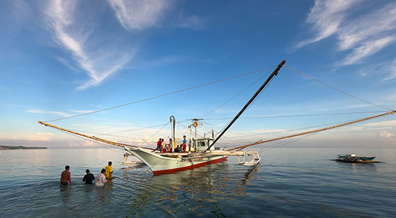 Philippines_Fishing-Vessel